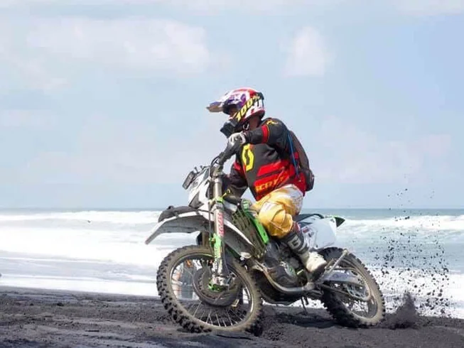 7-Hour Non-Residential Guided Tabanan Jungle and Beach Motorcycle Day in Bali, Indonesia photo 7