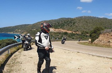 8 Tage Selbstgeführte Motorrad-Tour, zum Entdecken des Wenig Bekannten, aber Faszinierende Apulien, Italien