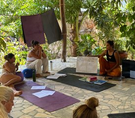 10 días de formación de profesor de yin yoga, acupresión y MTC de 50 horas en Bira, Sulawesi Meridional, Indonesia - Photo 4