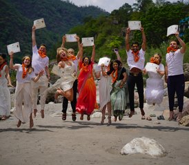 28 jours-300h en formation de professeur avancée de yoga ashtanga, iyengar et vinyasa à Rishikesh, Inde - Photo 2