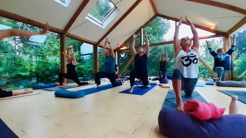 5 Day Connecting to The Earth Eco Yoga Retreat with Singing Bowl Meditation in Faro, Portugal