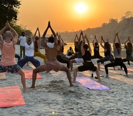 532 jours en stage de formation de professeur de yoga multi-styles 300h à Rishikesh, Inde - Photo 1
