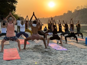 32 jours en stage de formation de professeur de yoga multi-styles 300h à Rishikesh, Inde