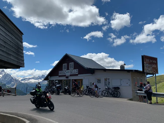 15 Day Marvelous Guided Motorcycle Tour in Austria, South Germany, Northern Italy, and Switzerland photo 2