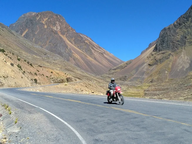 19 Day Highlander 2 Guided Motorcycle Tour in Bolivia
