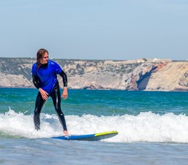 84 días / 3 noches de campamento de surf inolvidable en Sagres, Algarve, Portugal - Photo 1