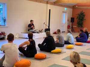 4 Day Refresh and Recharge Meditation Retreat in Lincolnshire, UK with Yoga