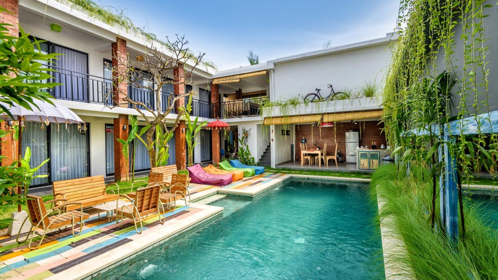 hostel canggu bali