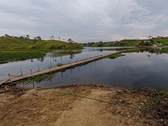 8 Day Off-Road Expedition Guided Motorcycle Tour in Ecuador photo 6