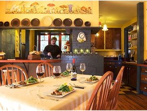 3 Day Forage and Feast: Culinary Escape into Nature in Vancouver Island, Canada