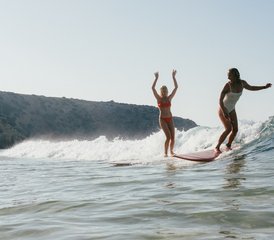 8 días de retiro de surf y yoga para mujeres en Algarve, Portugal - Encuentra el equilibrio junto al océano - Photo 2