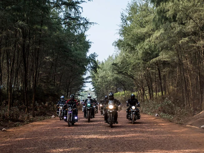 6 Day "Sussegado Goa" Guided Loop Motorcycle Tour through the Land of Chill in South India photo 6