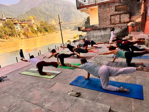 25 días de profesorado de kundalini yoga de 200 horas en Rishikesh, India