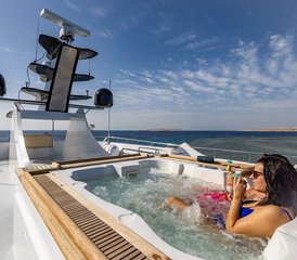 8 Tage eFoil, Yacht- und Kitesurf-Safari mit Fantastischen Menschen – Über das Rote Meer Fliegen, Ägypten - Photo 4