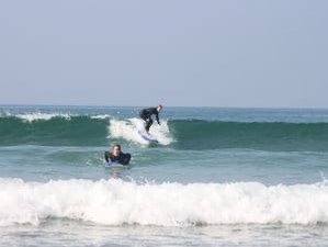 6-Daagse Surfen voor Beginners en Yogacamp in Tamraght nabij Taghazout Bay Marokko