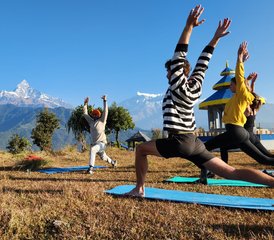 1Retiro de yoga y meditación de 3 días con vista a las montañas del Himalaya cerca de Pokhara, Nepal - Photo 1