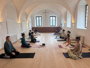 5 jours de silence : stage de yoga et détox en pleine nature à Gruyères, Suisse