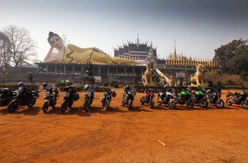 8 días de tour guiado en moto por la Tailandia desconocida
