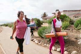 Vegetarische Yoga Retreats und Reisen