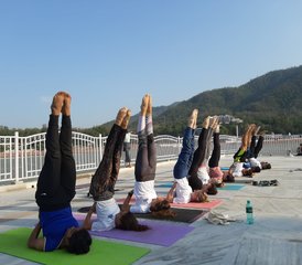 63 Tage 500-Stunden Yogalehrer Ausbildung in Rishikesh, Indien - Photo 3