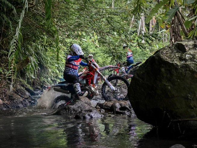 3 Day Tabanan Beach and Jungle Adventure Guided Motorcycle Tour in Indonesia