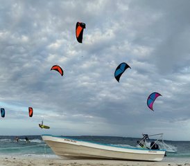 67-Daagse Kitekamp voor Ervaren Kiters in Playa Buen Hombre, Monte Cristi, Dominicaanse Republiek - Photo 1