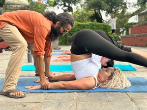 22 jours en stage de formation de professeur de yoga traditionnel hatha et ashtanga multi-styles à Katmandou, Népal