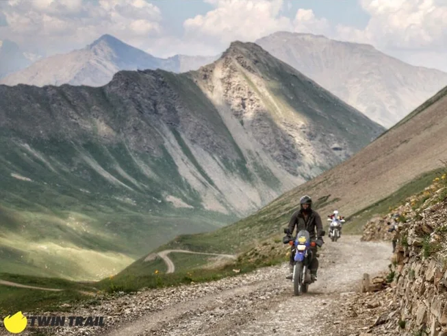 8 Day Alps Adventure Guided Motorcycle Tour in Italy and France photo 3