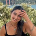 Coni  - portret