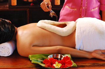 4 Tage Entspannende Ayurveda-Behandlungen, Meditation und Yoga Retreat in Buleleng, Bali, Indonesien