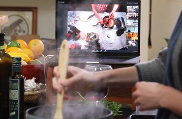 2 Tage Einstündiger Online-Kurs Zur Herstellung Von Pastasaucen Live Aus Italien