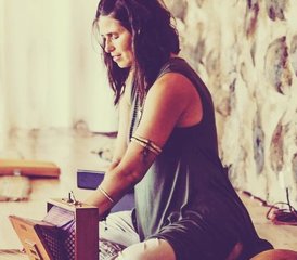 300-Stunden Hybride: 4 Tage Präsenz-Yogalehrerausbildung in der Algarve, Portugal und Selbstbestimmtes Online-Lernen - Photo 5
