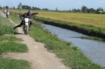 9 días de tour guiado en moto por las tierras altas centrales y el delta del Mekong, Vietnam