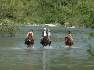 4 Day Horseback Riding and Yoga Holiday in the Abruzzi National Park, Italy