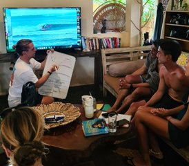 10 Tage Mittelstufe bis Fortgeschrittene Surfcoaching und Yoga Retreat in Krui, Sumatra, Indonesien - Photo 3