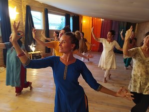 5 jours en stage de yoga, danse indienne et janzu dans le Luberon