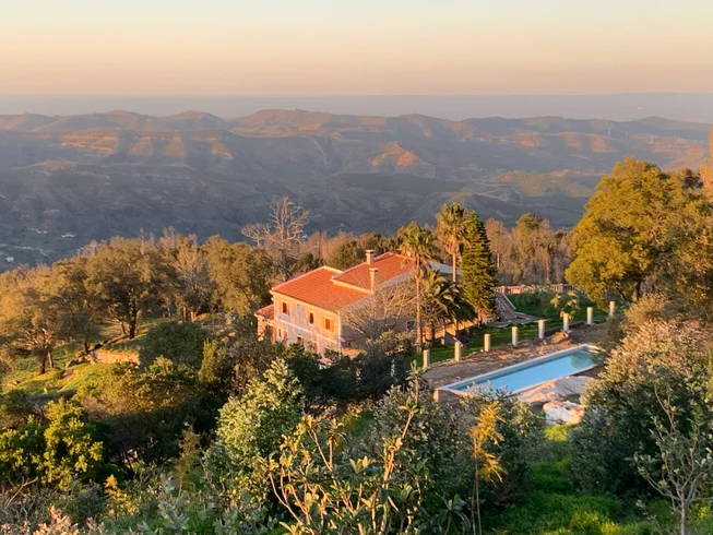 8 Days VIBE & THRIVE Yoga Retreat with Meditation and Sound Baths in Monchique, Algarve