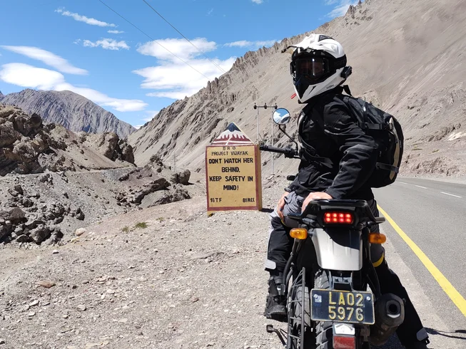 8 Day Guided Luxury Motorcycle Tour in Ladakh, India photo 7