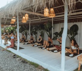8 Tage Siargao Surf + Flow Frauen Yoga Retreat auf den Philippinen - Photo 2