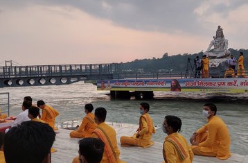 15 Tage Intensives Yoga Retreat im Ashram in Rishikesh, Indien