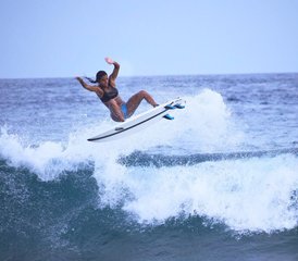 8-Daagse verblijf en surfen in centraal Thimarafushi, Malediven voor beginners of halfgevorderde surfers - Photo 4