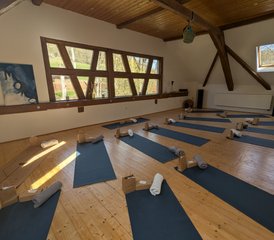 103 Tage Authentic Self Yoga-Wochenende in Liebesdorf, Deutschland - Photo 1