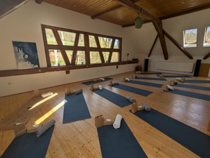 3 Tage Authentic Self Yoga-Wochenende in Liebesdorf, Deutschland