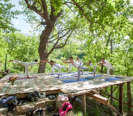4 días de retiro de natación en lago natural y yoga en el límite del Parque Nacional de los Abruzos, Italia - Photo 3