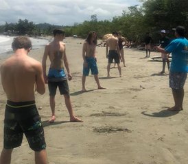 3 días de campamento de surf divertido en Mompiche, Provincia de Esmeraldas, Ecuador - Photo 3