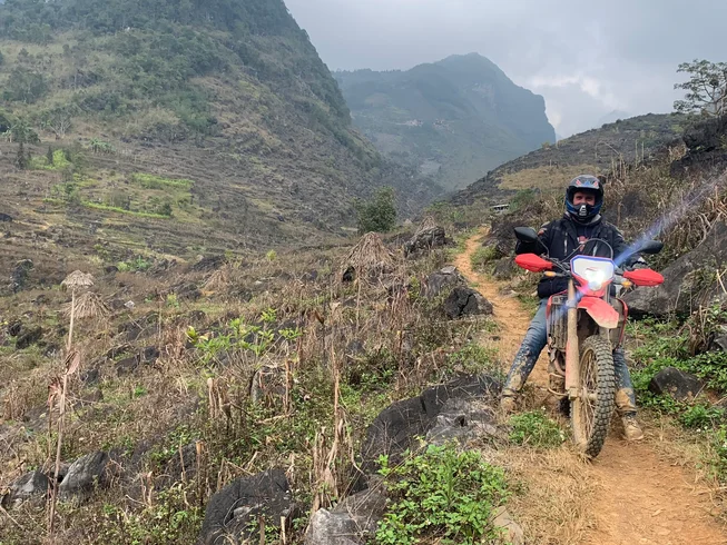 14 Day Amazing Motorbike Tour To from Northwest to Northeast of Vietnam photo 8
