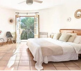 7 Day Women Only 'Goddess Yoga Retreat' on Cala Nova, Ibiza, Spain - Photo 5