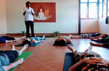 14 días de curso certificado de formación de profesor de meditación y atención plena de 100 horas en Siem Reap, Camboya