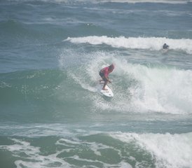 7 jours en stage de surf à Punta Hermosa : entraînez-vous avec Carlos, champion péruvien de surf 1996 ! - Photo 3
