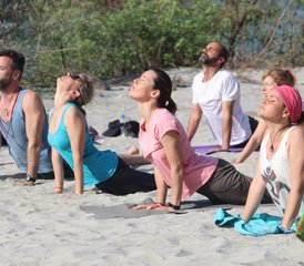 67 jours en stage de yoga kundalini tantra 30 heures à Rishikesh, Inde - Photo 1